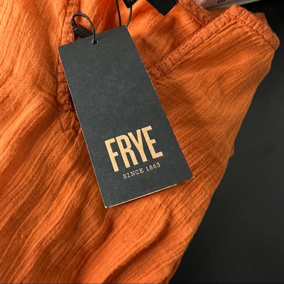 NWT Frye Womens Top Size Large Split Neck Smocked Waist Short Sleeve Orange Rust - Picture 3 of 12